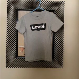 Boys Levi T-shirt size 7